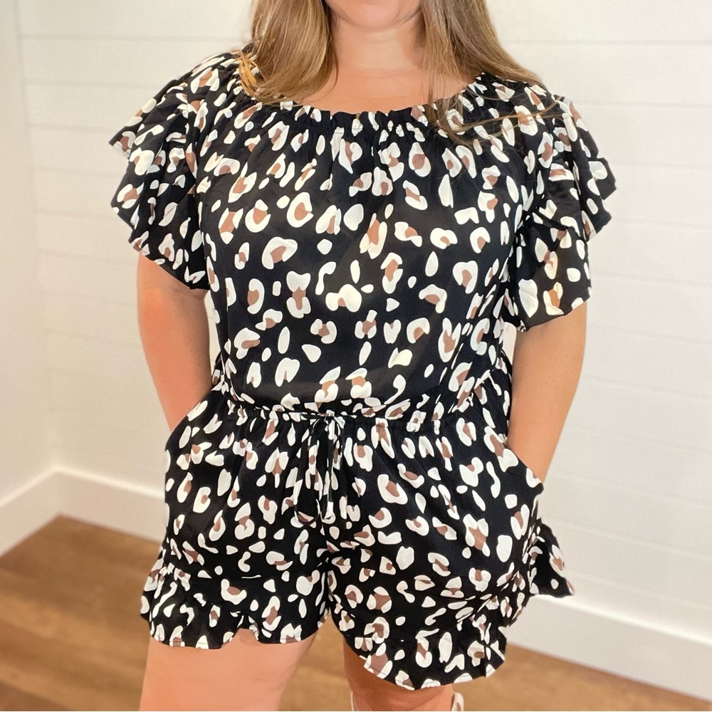Leopard Print Romper - Picture 2 of 3
